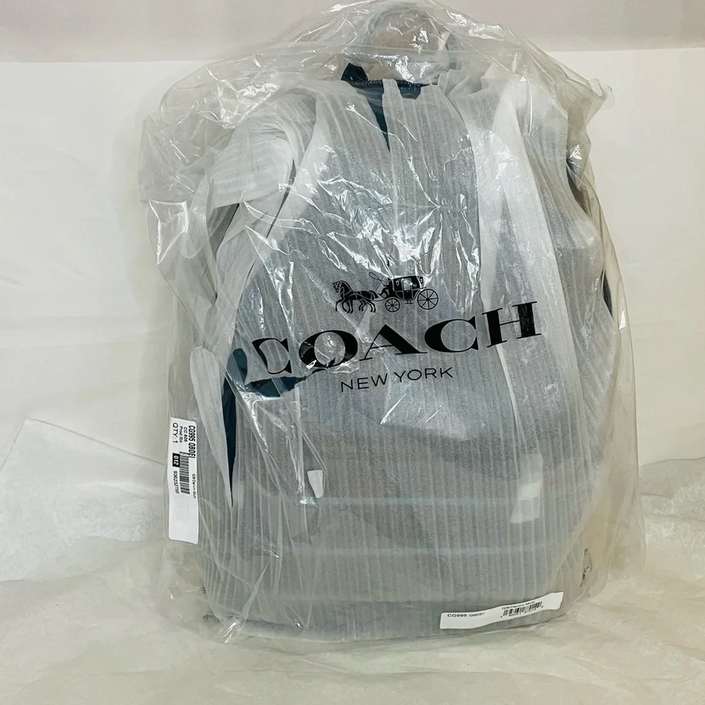 Coach nwt west